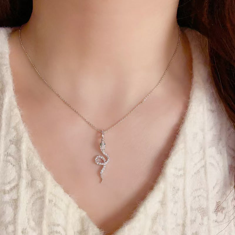 Wholesale S925 Sterling Silver Zircon Snake Necklace
