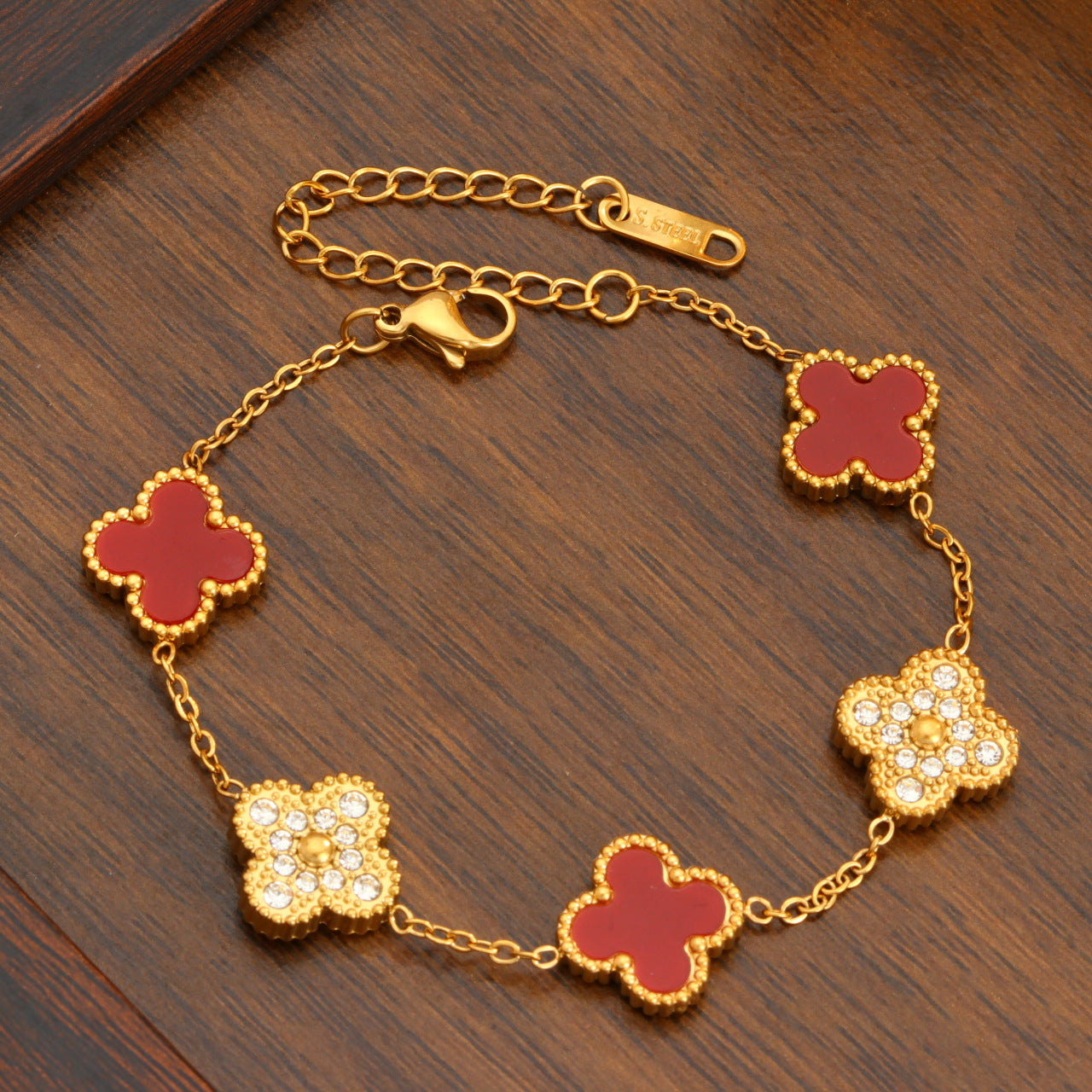 Wholesale Four-Leaf Clover Titanium Steel Gold Bracelet