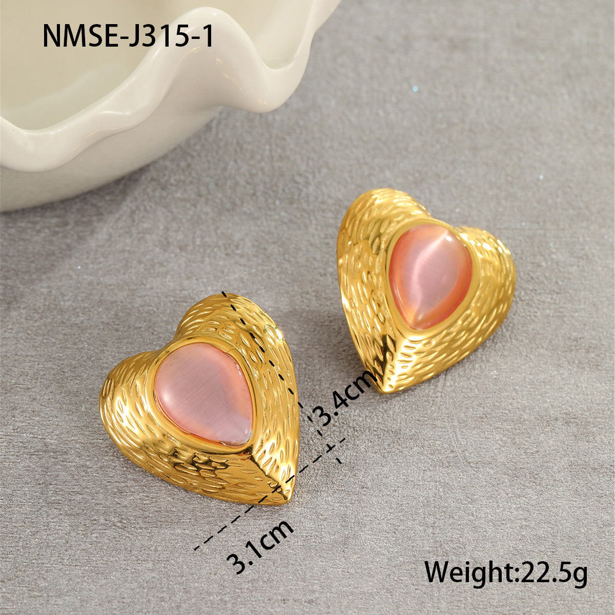 Wholesale Stainless Steel Earrings Love-Shaped Cat's Eye Earrings