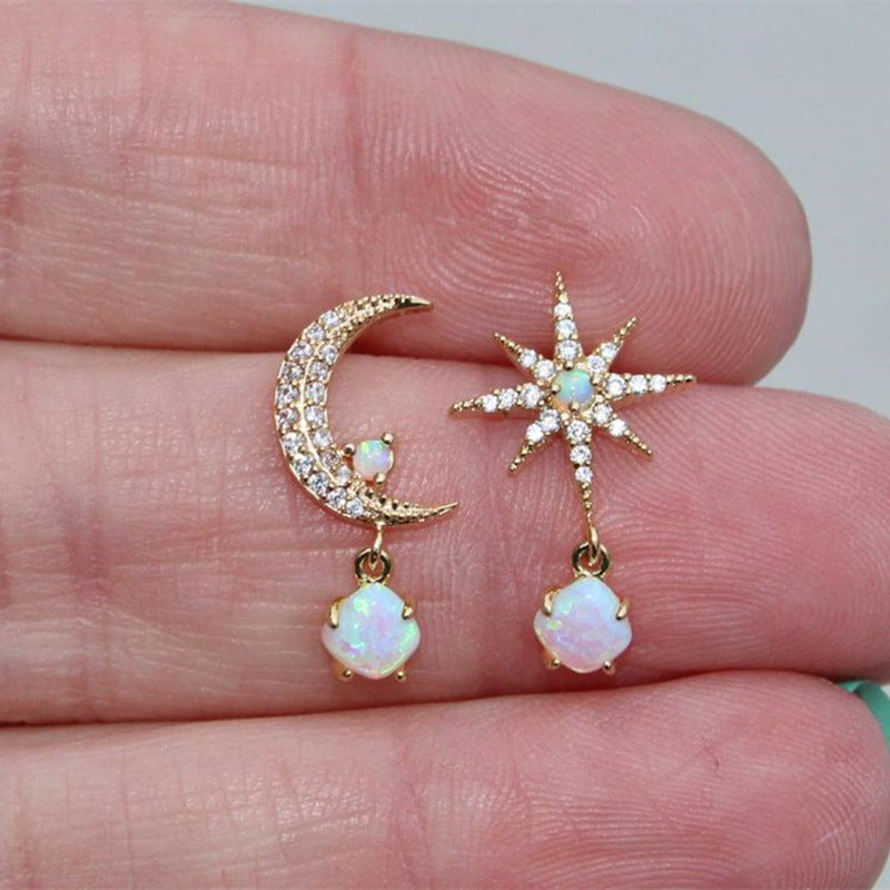 Wholesale Vintage Creative Asymmetrical Moon and Sun Earrings