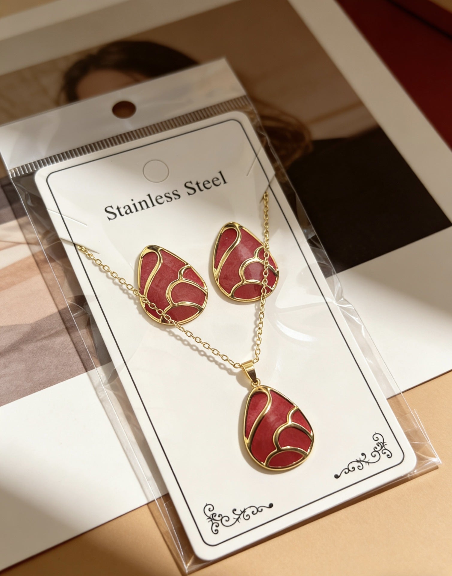 Wholesale Stainless Steel Flower and Teardrop Enamel Earrings and Necklace Set