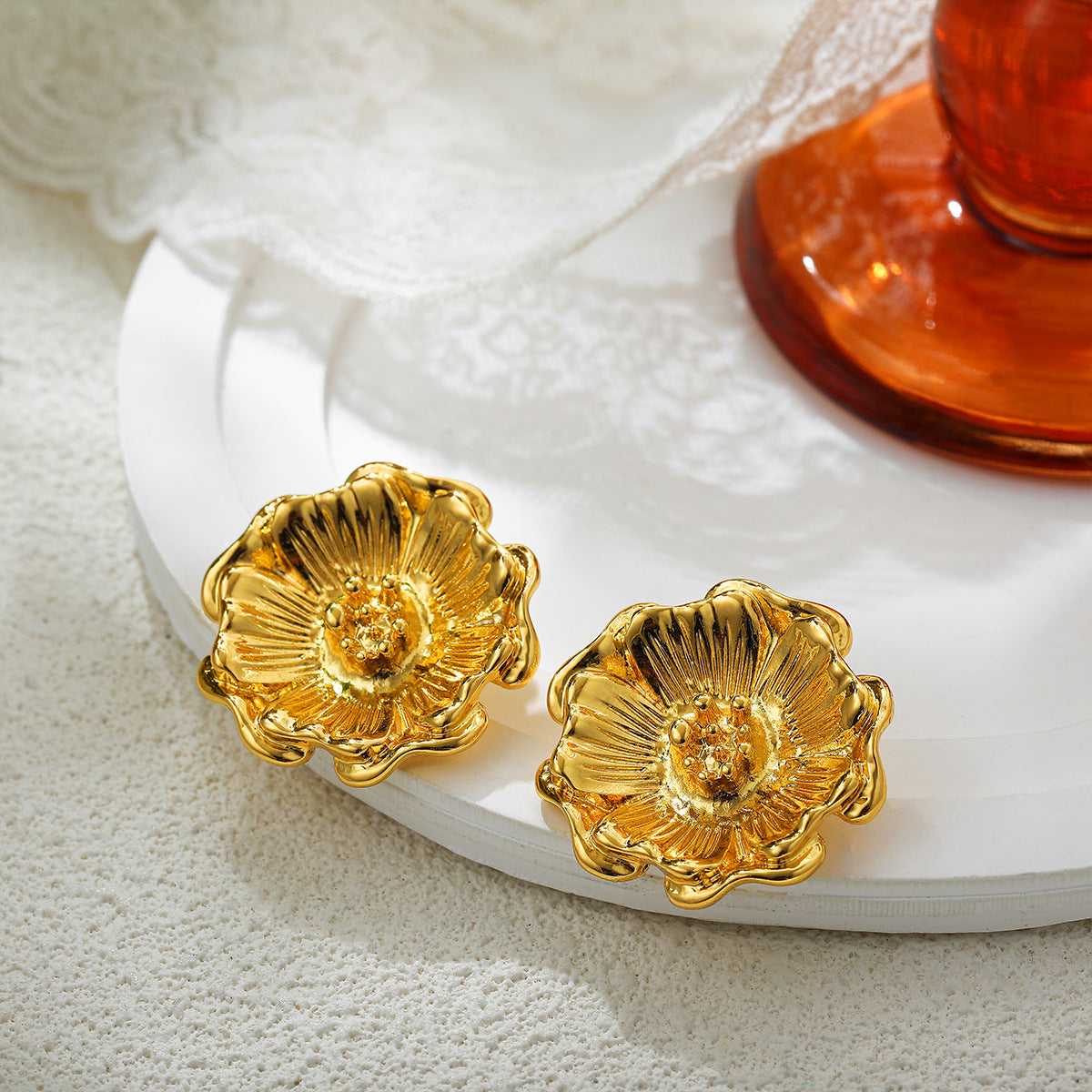 Wholesale 18K gold sunflower retro earrings