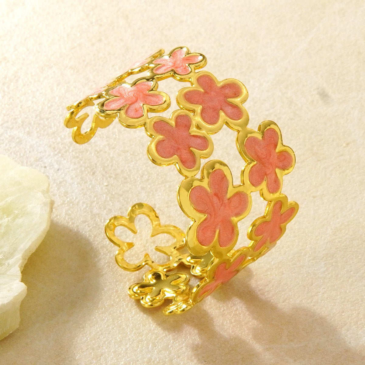 Wholesale Stainless Steel Flower Enamel Open Cuff Bracelet Chic Everyday Jewelry Gift