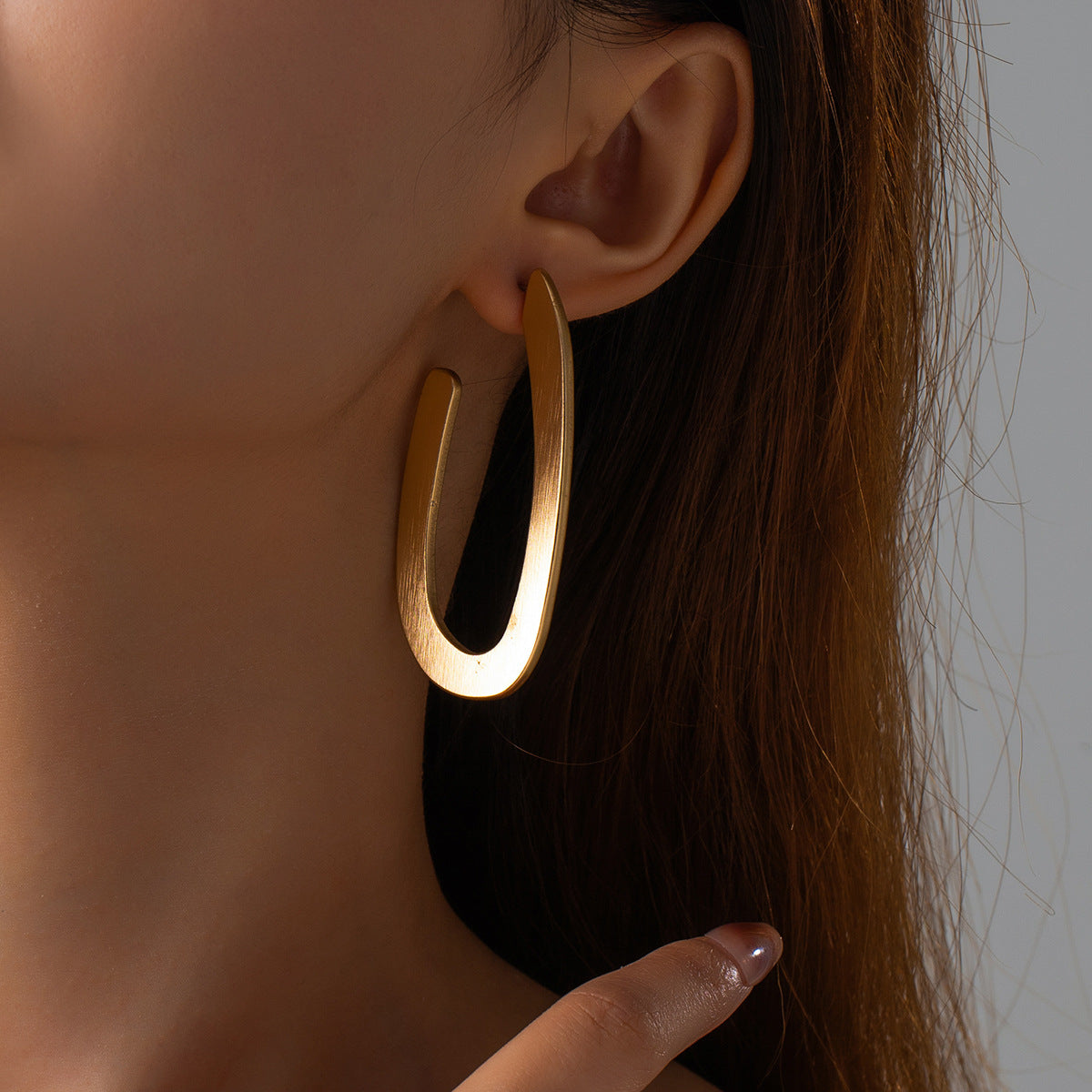 Wholesale five-pointed star gold earrings