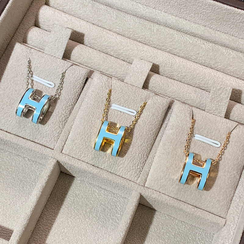 Wholesale V Gold H Letter Necklace