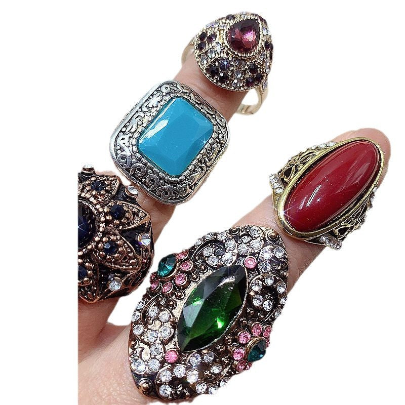 Wholesale Alloy Retro Turquoise Ring - Trendy Ethnic Jewelry Gift for Women