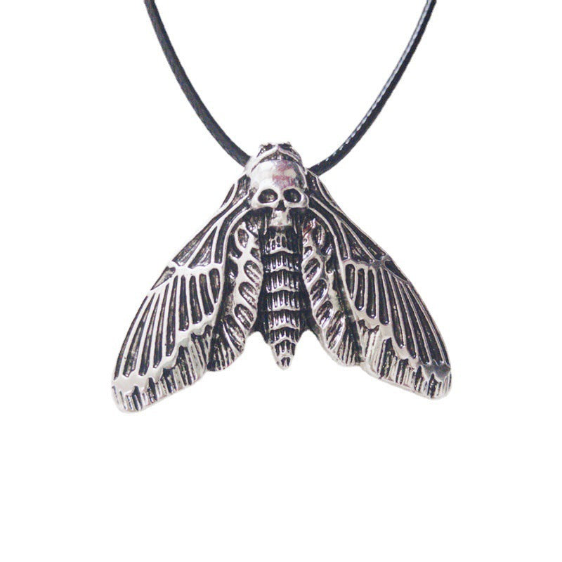 Wholesale Alloy Skull Moth Pendant Necklace Vintage Unisex Fashion Accessory