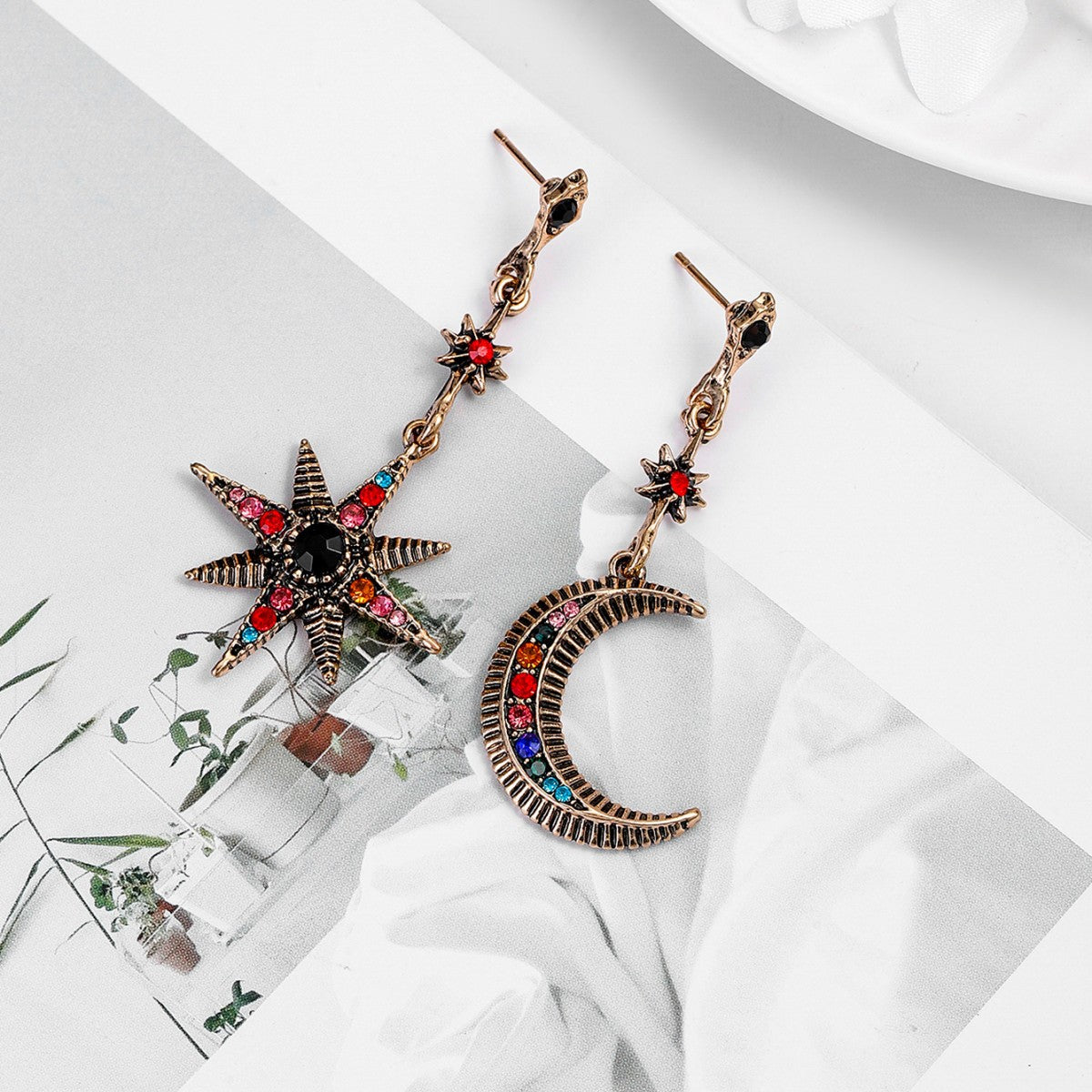 Wholesale Bohemian Asymmetric Earrings with Sun Moon Design,  Chic Jewelry Accessory for Everyday Wear