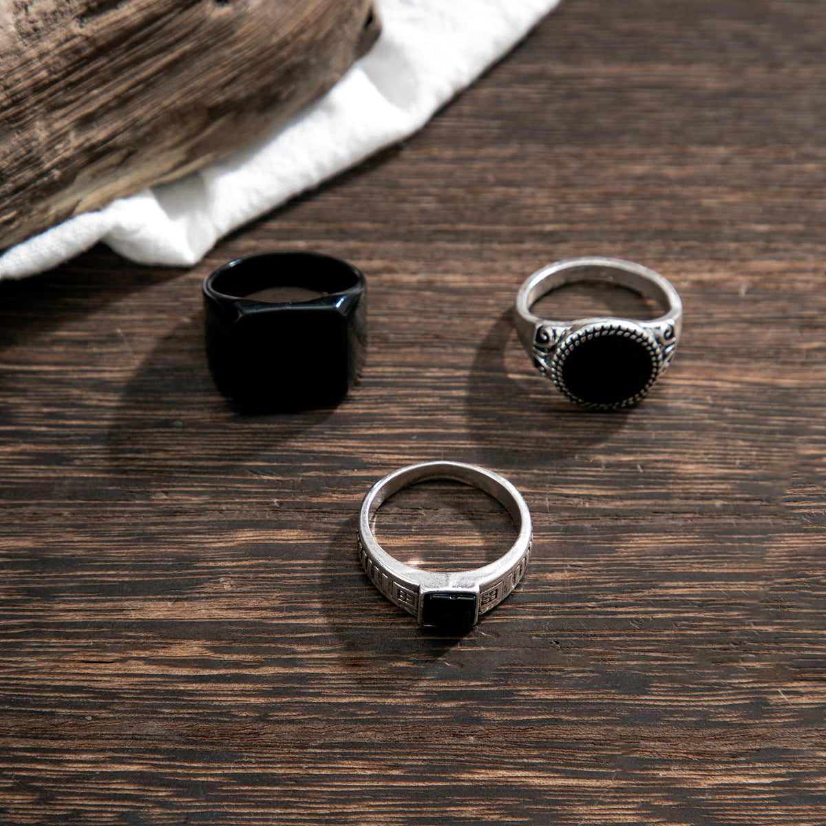 Wholesale Vintage Geometric Men' s Ring,  Alloy Electroplated Jewelry Accessory for Daily Wear