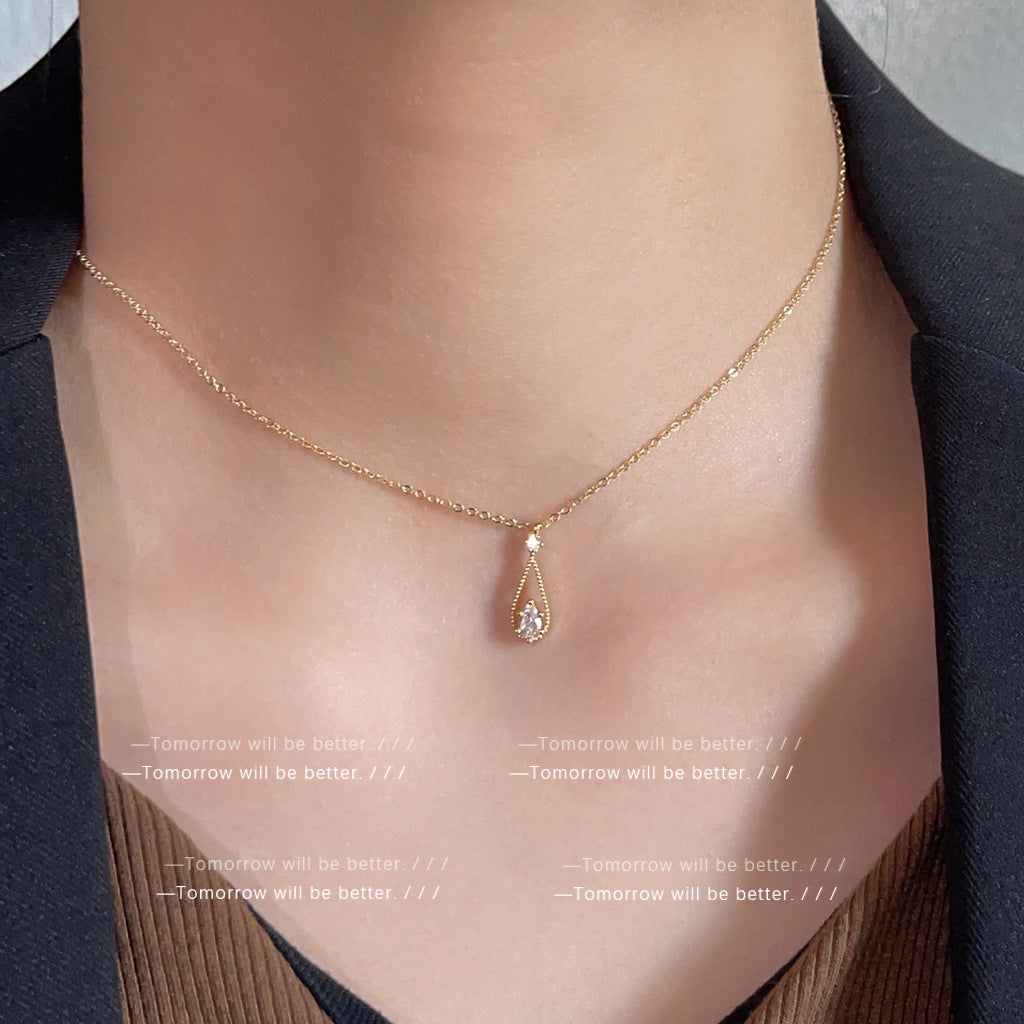 Wholesale French Commuter Zircon Clavicle Necklace,  Elegant Design,  Jewelry Accessory for Women