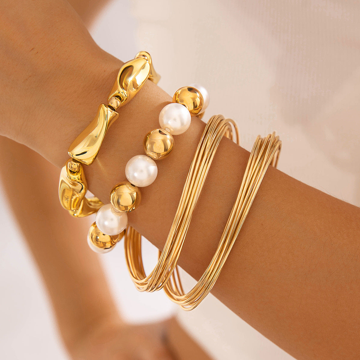 Wholesale Multi-layer Wire Wrap Geometric Open Beaded Bracelet Set