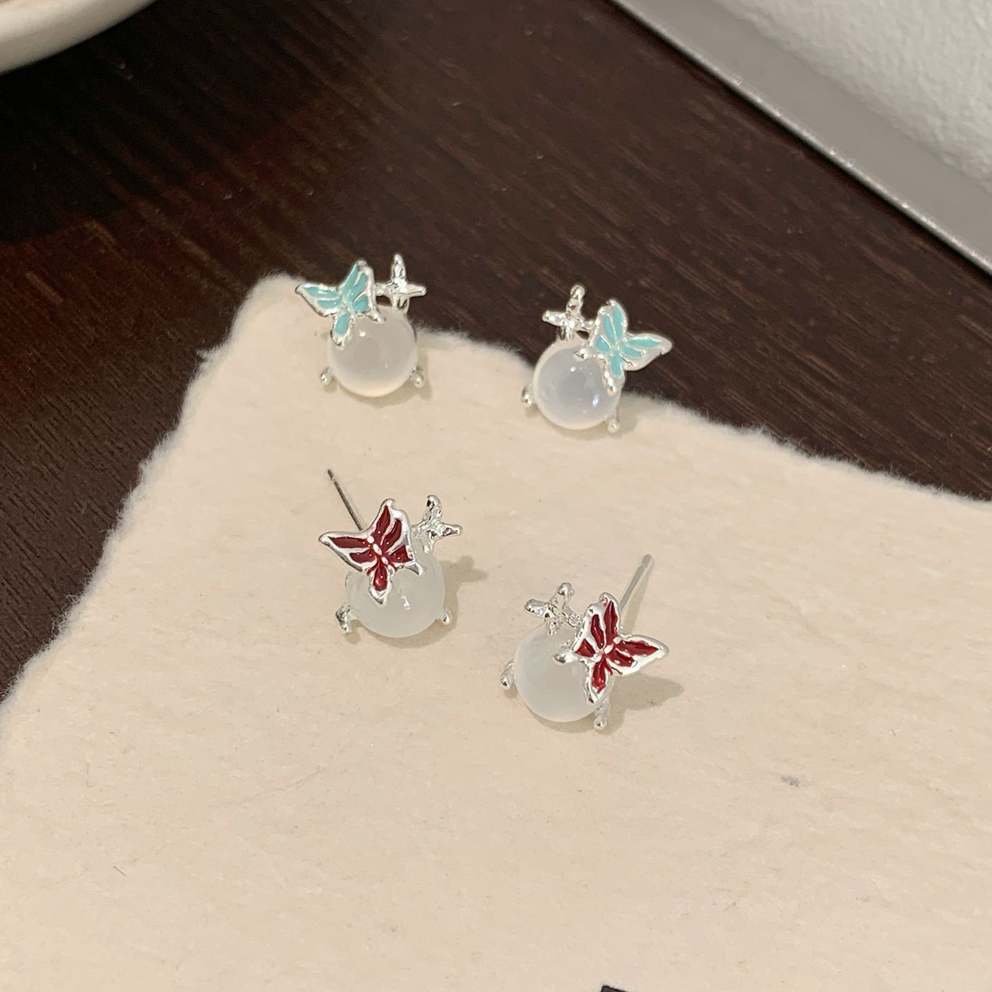 Wholesale Small fresh and sweet oil-drop butterfly cat' s eye stone round ball earrings