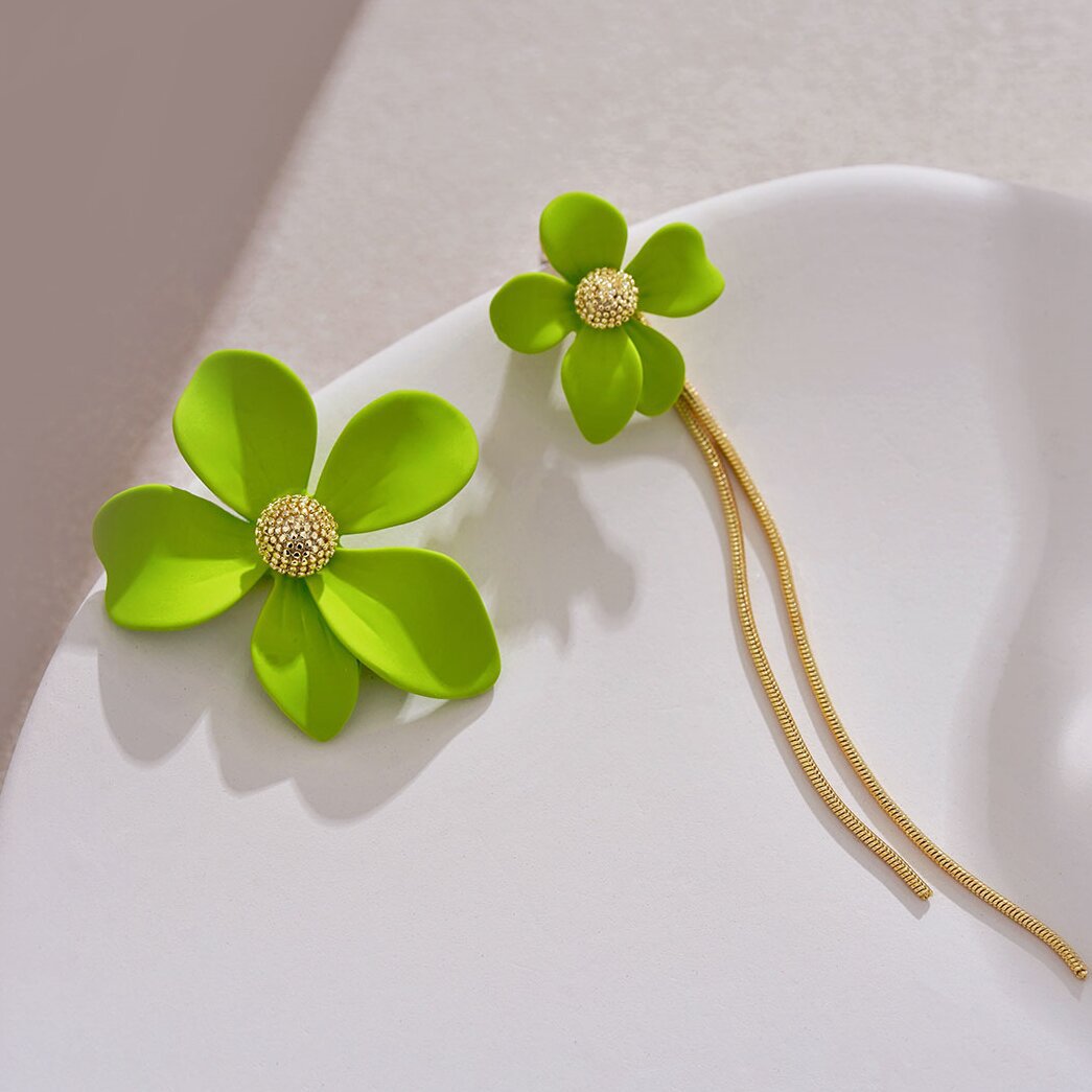 Wholesale Versatile Summer Fresh Green Floral Stud Earrings