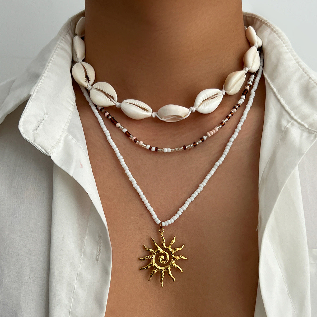 Wholesale Beach Holiday Style nut Shell Bead Necklace Men Sun Pendant Fashion Accessory