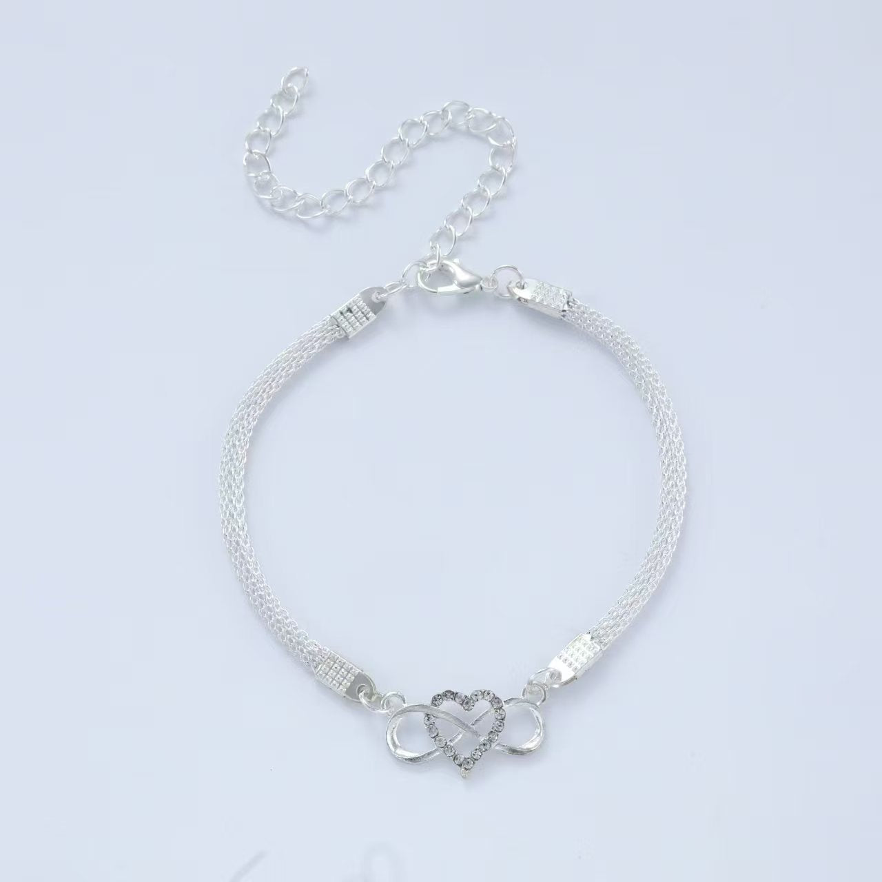 Wholesale Diamond Encrusted Love Symbol Geometric Chain Bracelet Beach Style Fashion Accessory