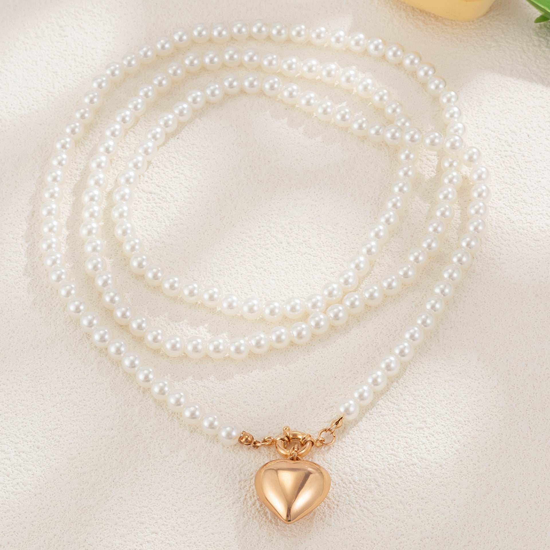 Wholesale simple peach heart pendant necklace