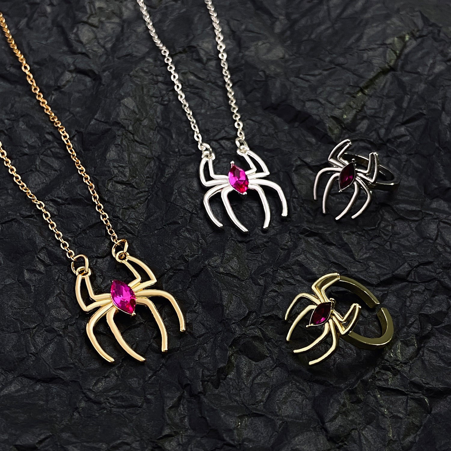 Wholesale Dark Punk Insect Necklace and Bracelet Set Alloy Electroplated Trendy Layering Jewelry Gift