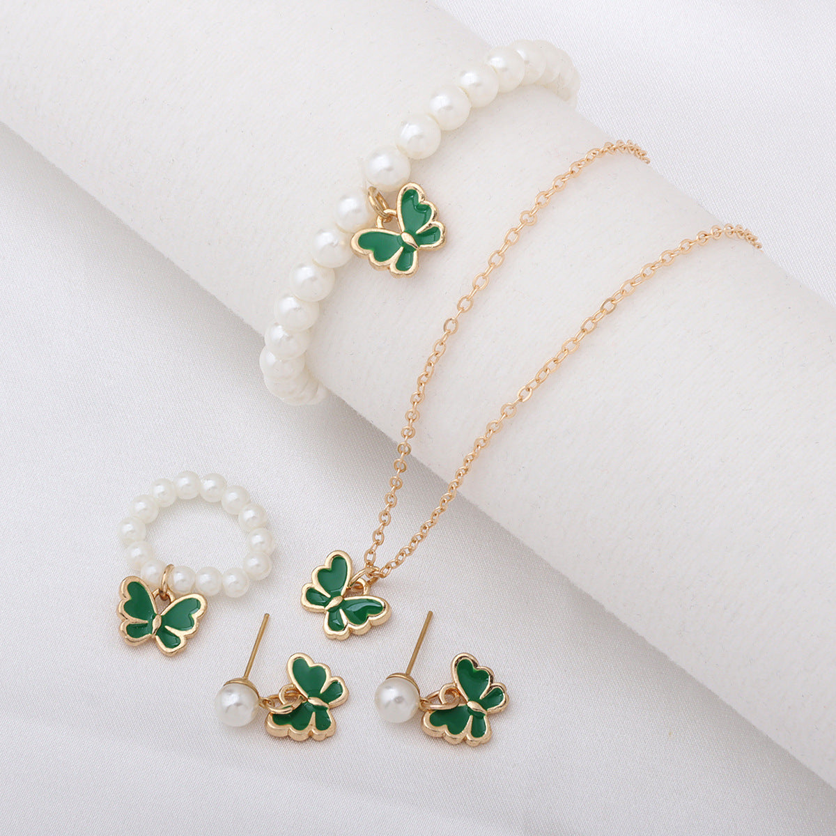 Wholesale  Cross Pendant Necklace  Bracelet Retro Jewelry