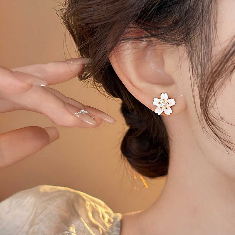 Wholesale Dropping Glaze Sniffy Peach Blossom Pearl Earrings