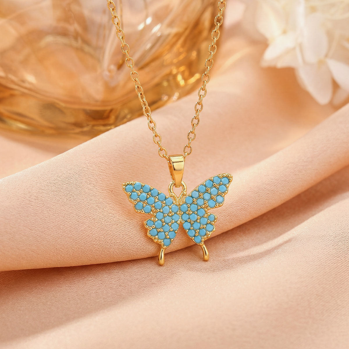 Wholesale Maple Leaf Choker Necklace Titanium Steel Copper Gold Plated Zircon Jewelry Accessory