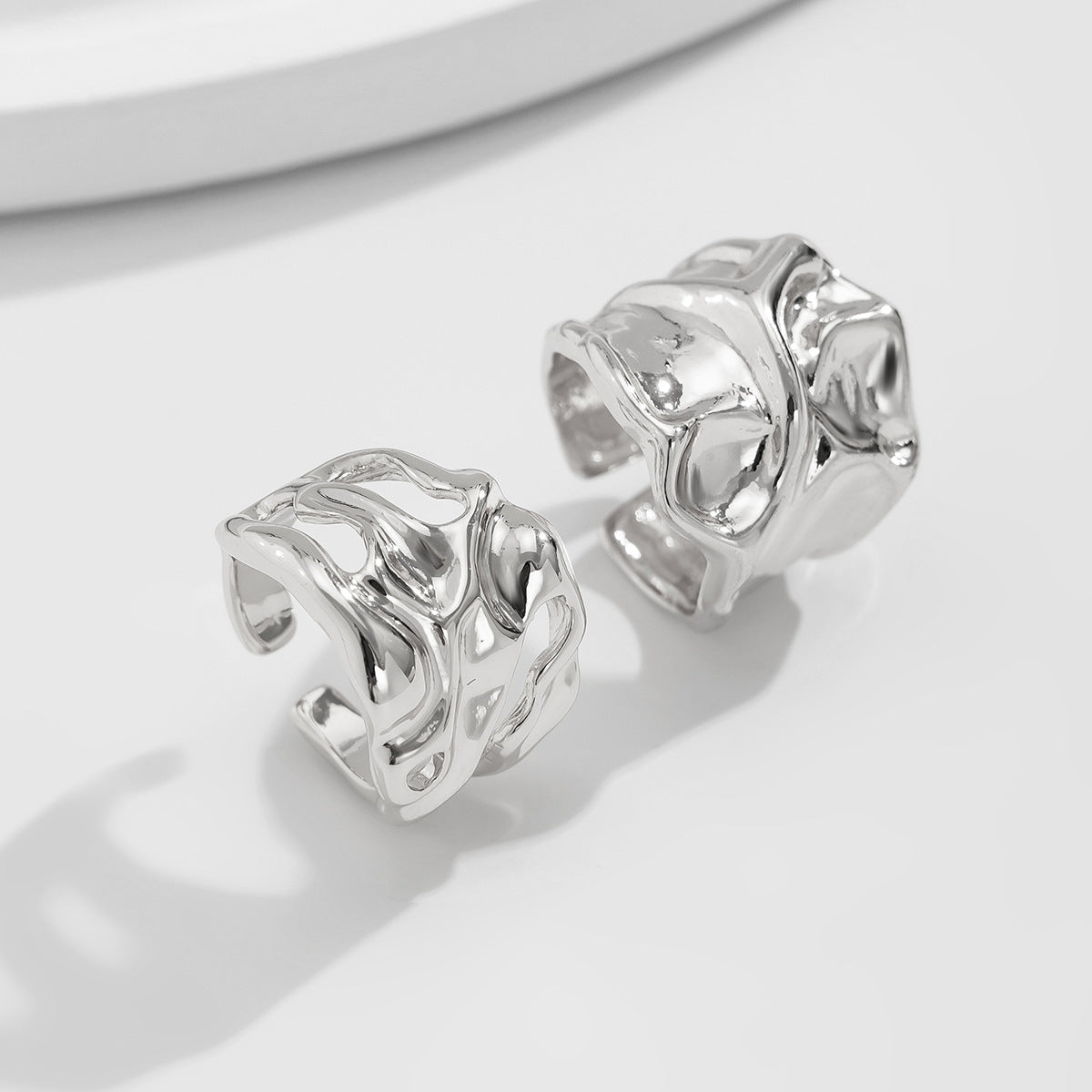 Wholesale geometric ring personality hollow metal rings suit