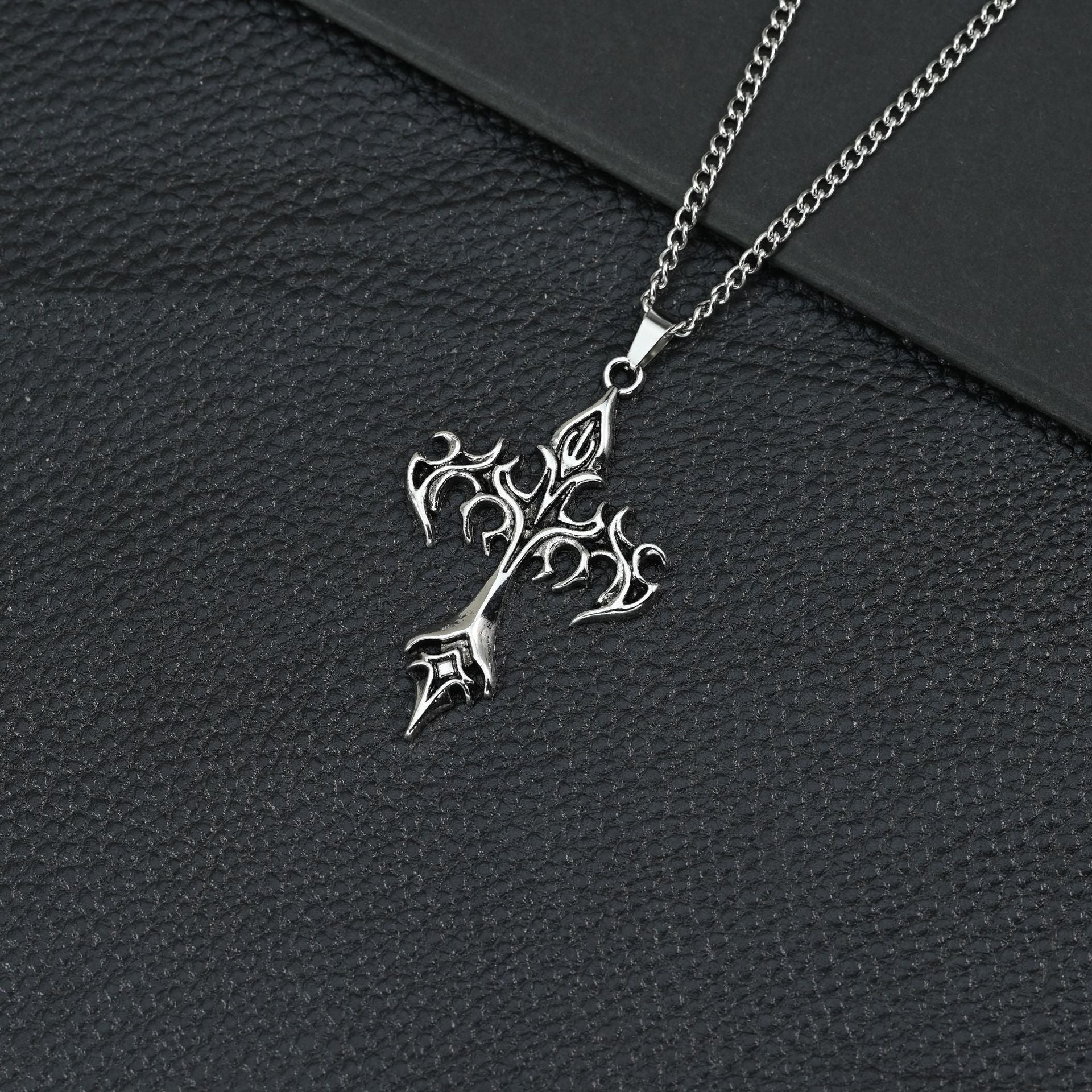 Wholesale Retro Hip Hop Cross Pendant Necklace Zinc Alloy Electroplated Long Chain Jewelry Accessory Gift
