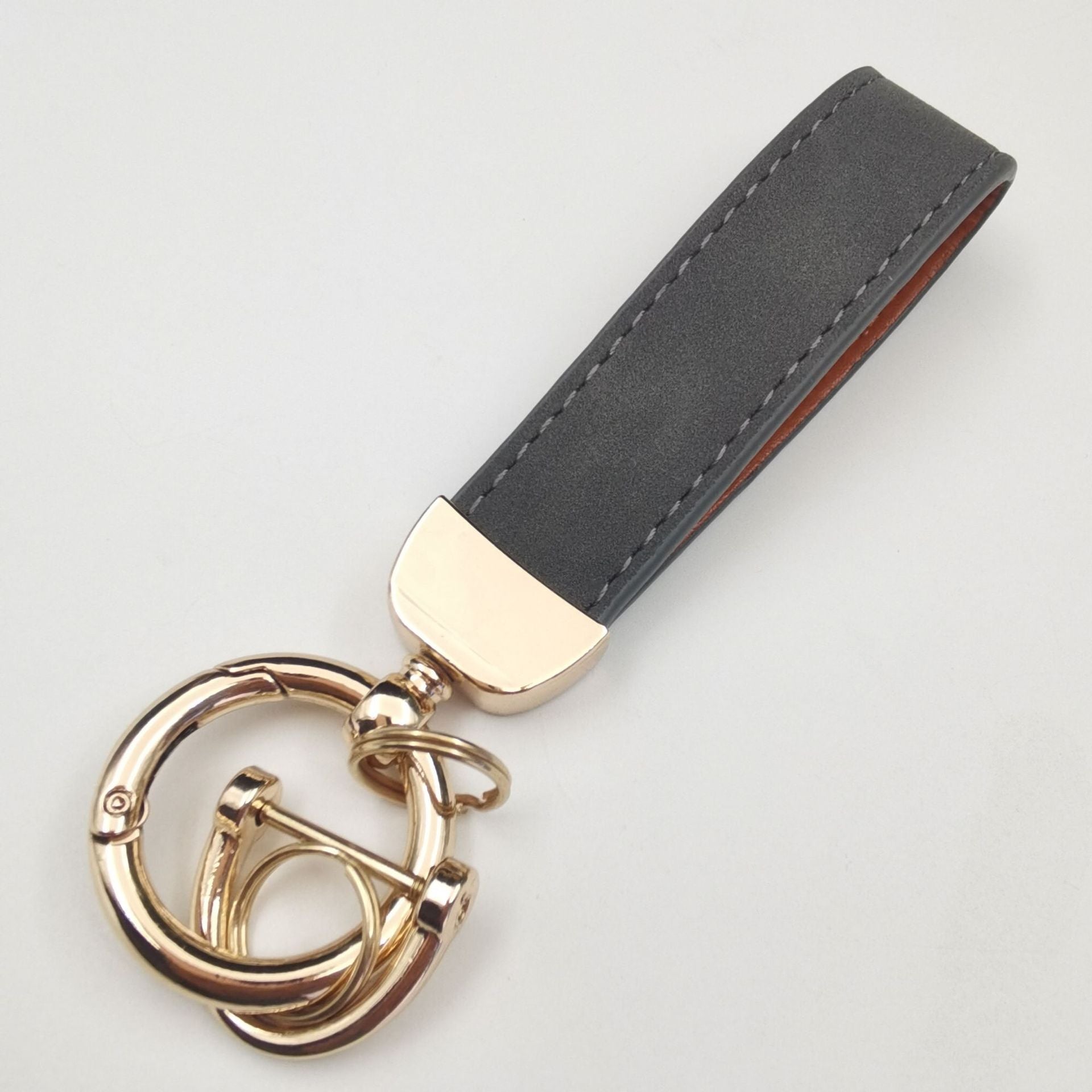 Wholesale Zinc Alloy Keychain Black Gunmetal Hardware Decorative Accessory for Wedding Gift