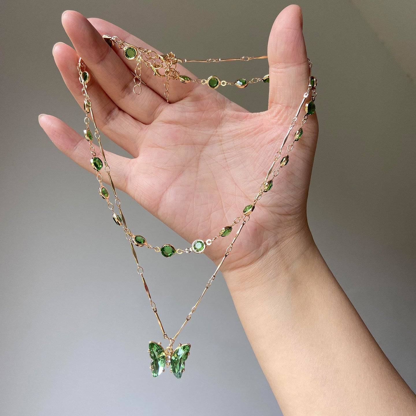 Wholesale Alloy Wizard of Oz Butterfly Necklace Layering Jewelry for Women Trendy Gift