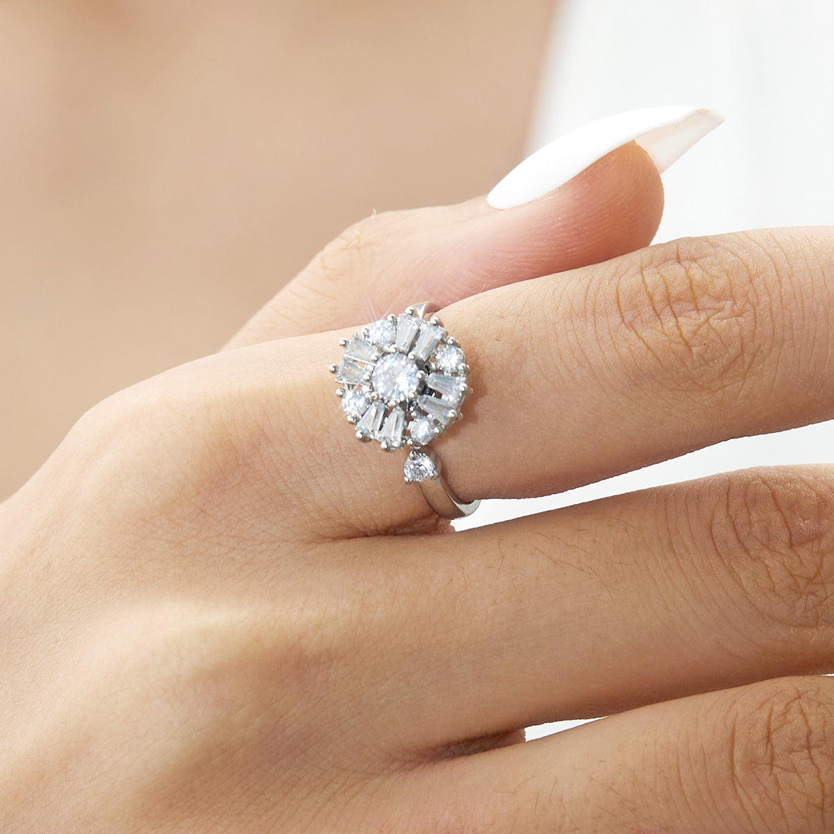 Wholesale decompression rotatable windmill flower inlaid zircon open adjustable ring