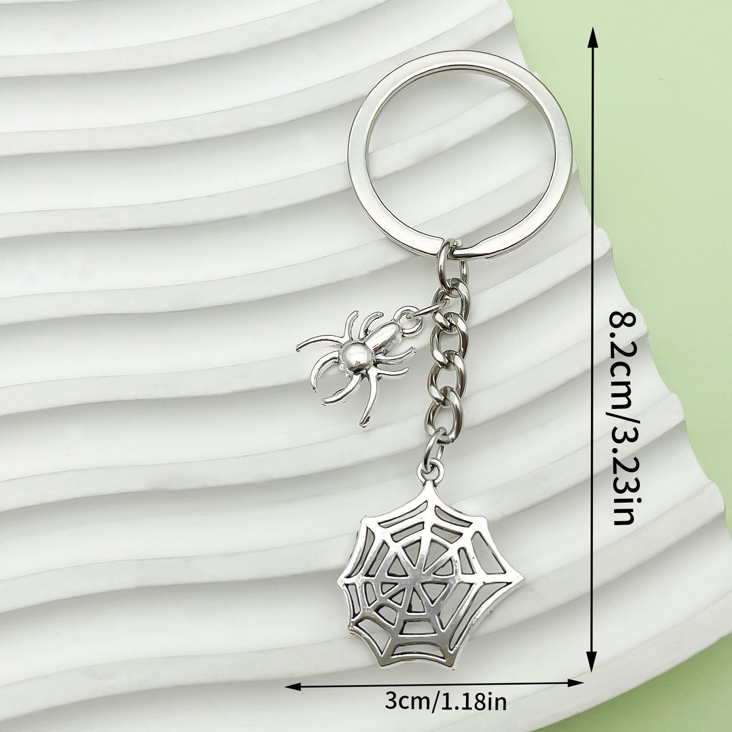 Wholesale Cross keychain metal keychain