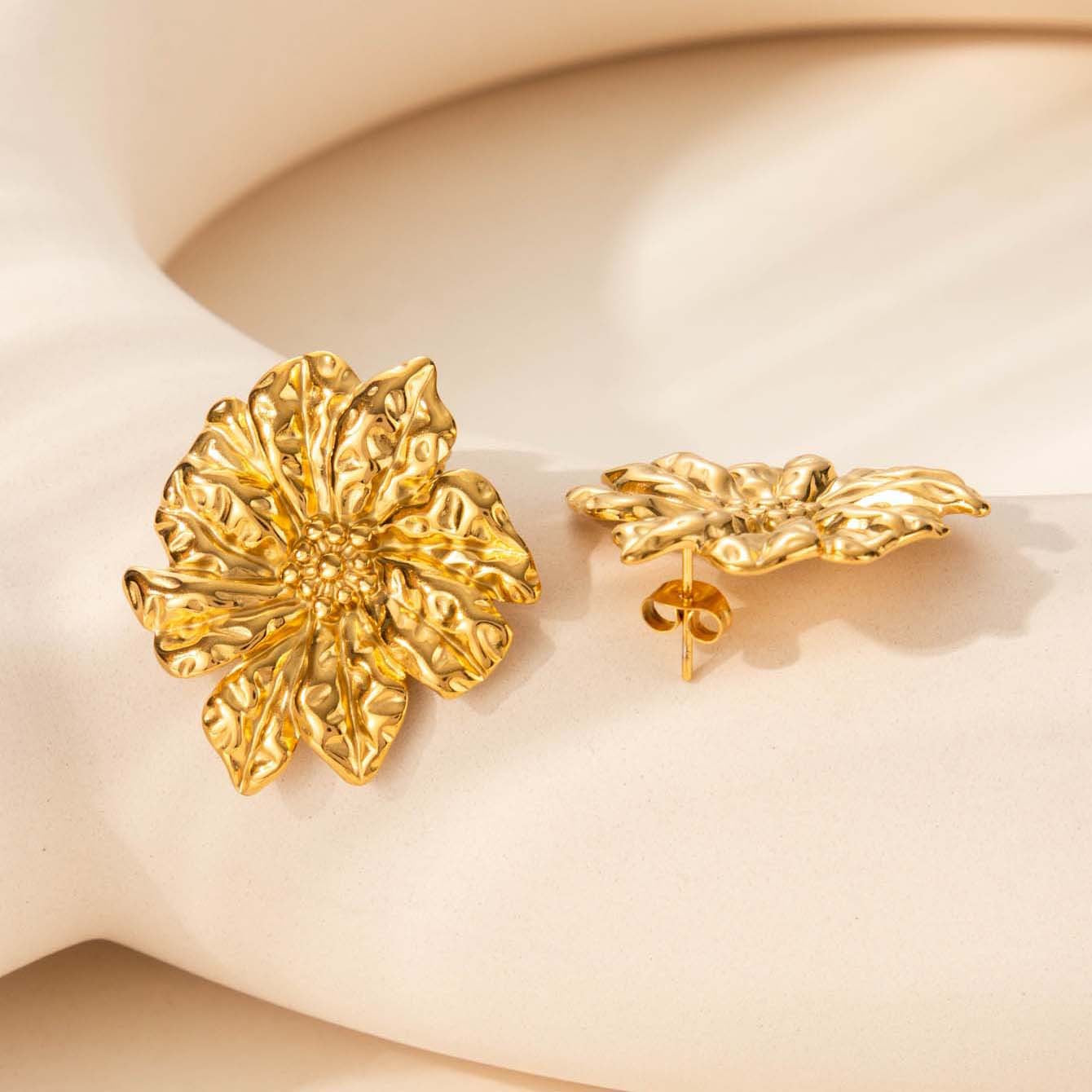 Wholesale  irregular drop-shaped love titanium steel liquid high-grade temperament  light luxury earrings