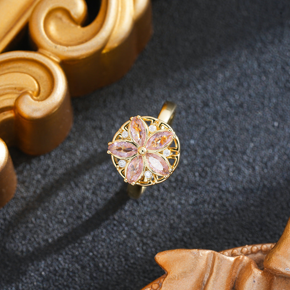 Wholesale Chic Flower Petal Rotating Ring with Rhinestone Titanium Steel Gold Finish Jewelry Accessory