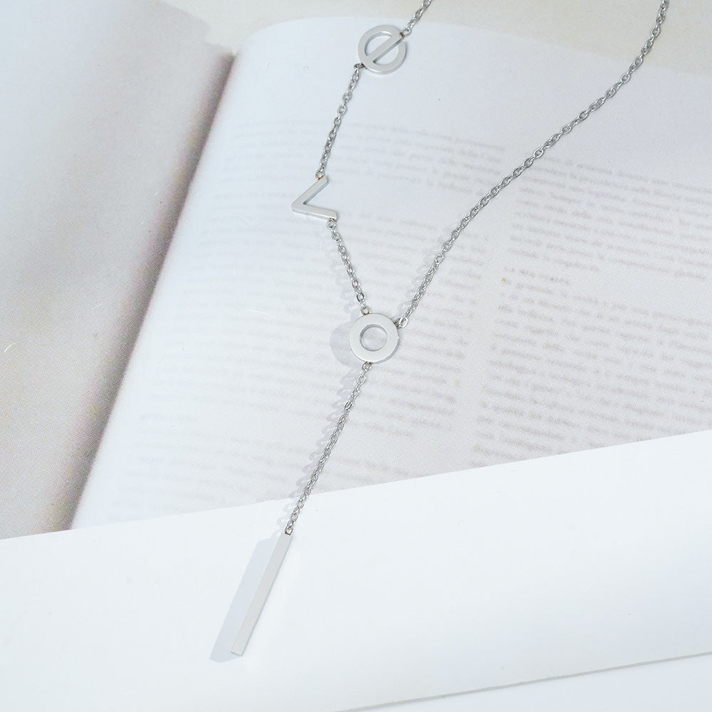 Wholesale Titanium Steel Love Letter Pendant Necklace,  Simple Clavicle Chain Fashion Accessory for Resale