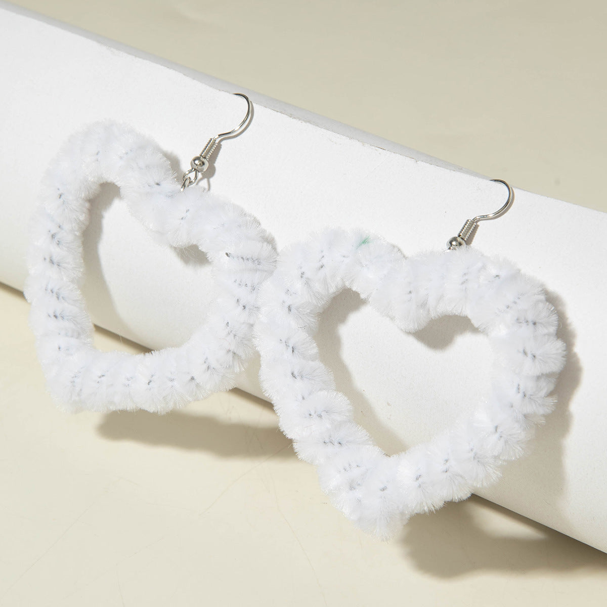 Wholesale Piper Stick Valentine' s Day Plush Heart Earrings