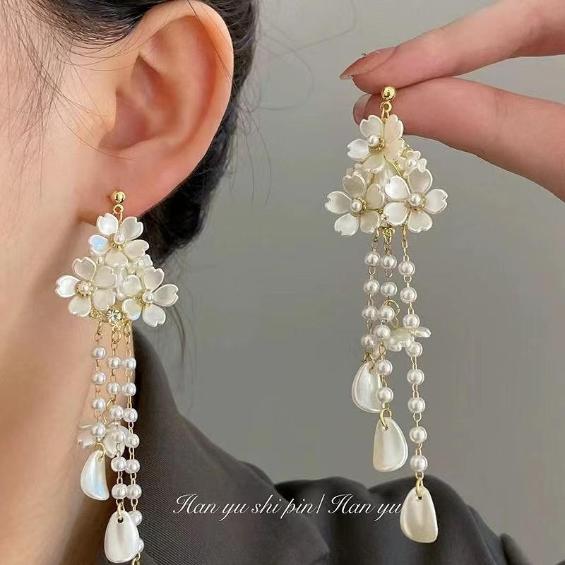 Wholesale Pearl Tassel Earrings Flower Stud Earrings ACC-ES-Yinhe001
