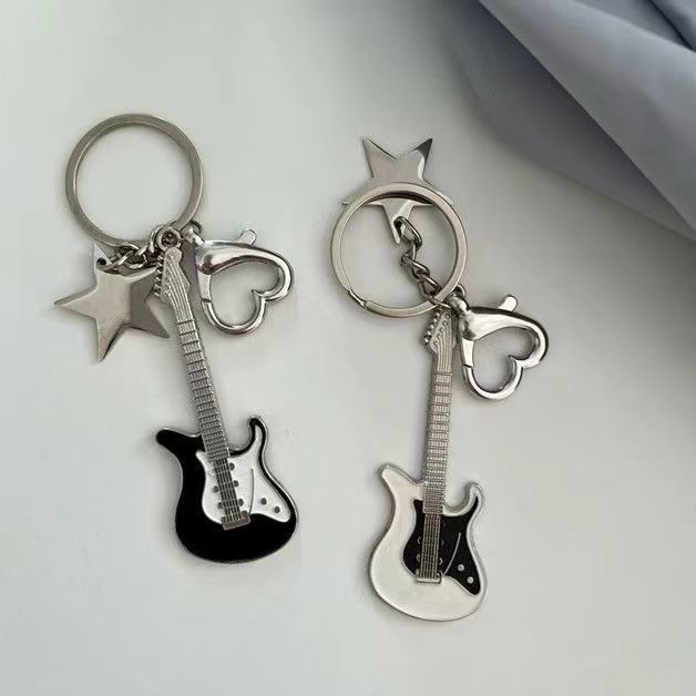 Wholesale Y2K Guitar Star Keychain Zinc Alloy Party Gift Bag Charm Stylish Fashion Accessory