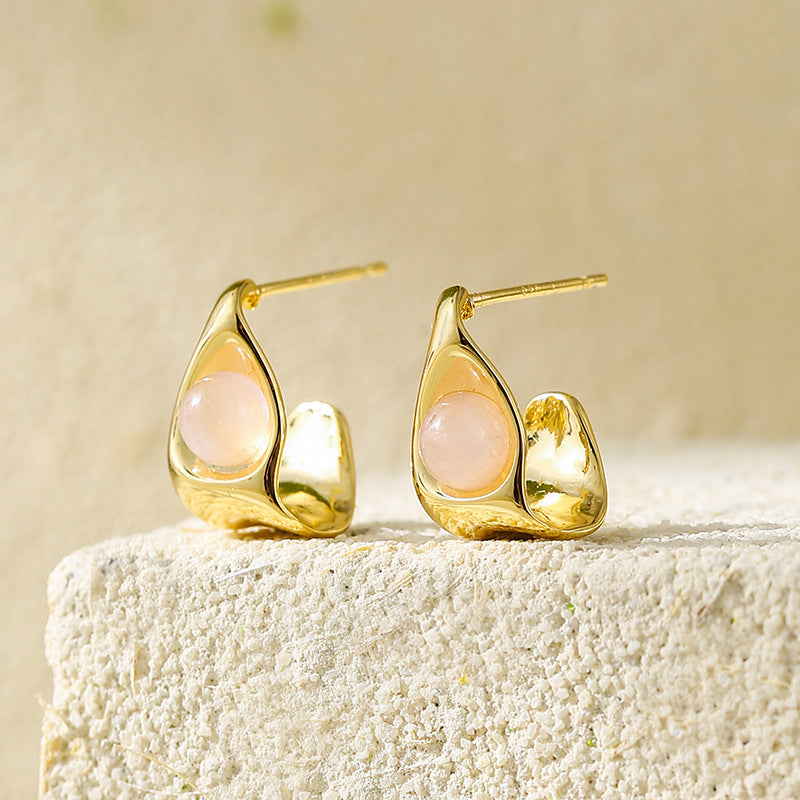 Wholesale Exquisite small earrings silver needle earrings light luxury earrings