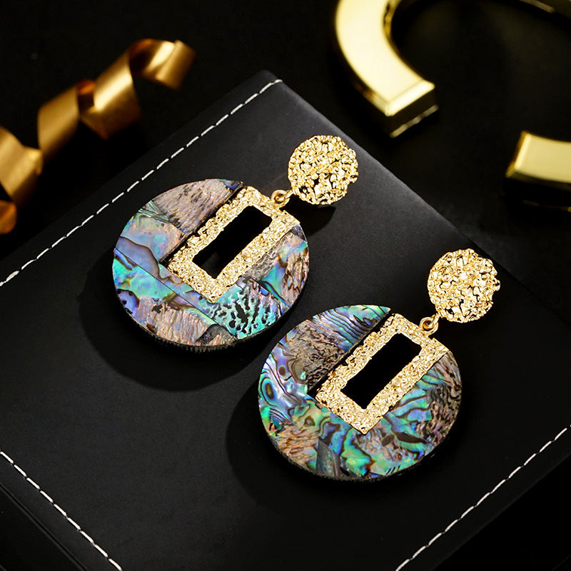 Wholesale  fashion round large earrings retro exaggerated temperament earrings