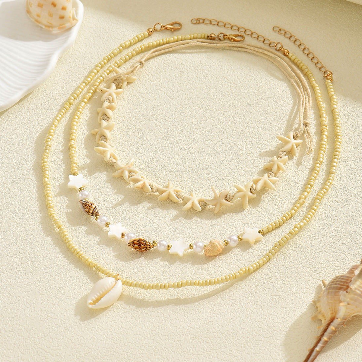 Wholesale Starfish and conch shell necklace