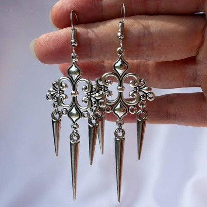 Wholesale Gothic Silver Tone Pointed Filigree Earrings Party Wear Fashion Accessory