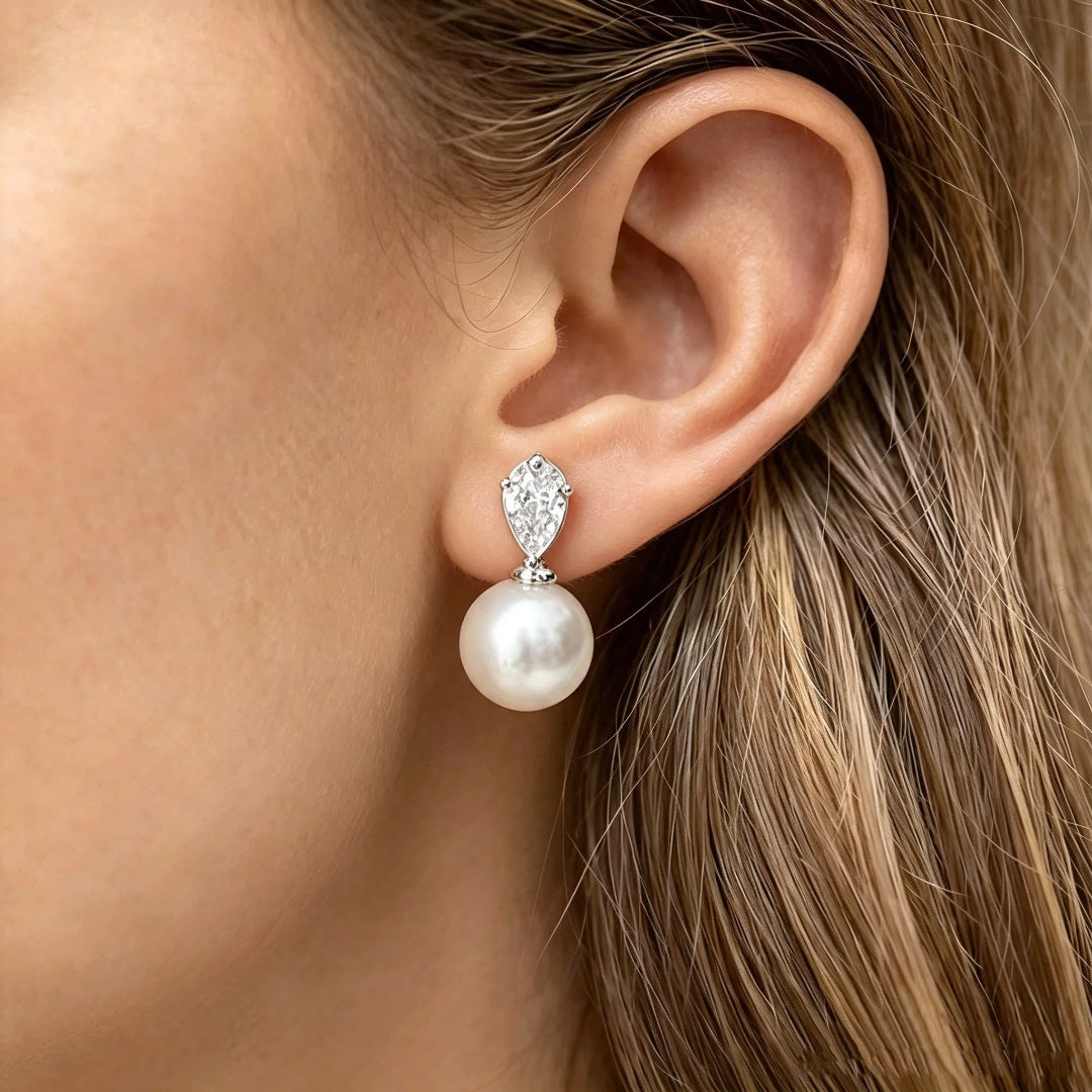 Wholesale Large Pearl C Shape Geometric Earrings For Women Gold Tone Alloy Party Jewelry Accessory