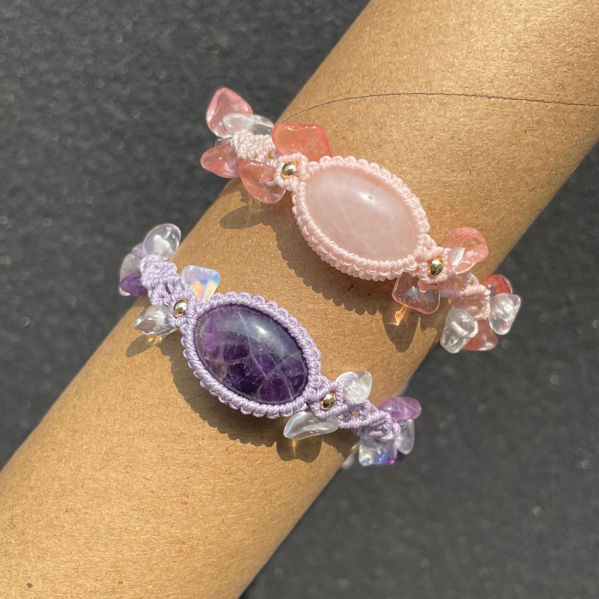 Wholesale Handmade Crystal Bracelet Amethyst Quartz Chips Macrame Wax Thread Women Fashion Jewelry Accessory