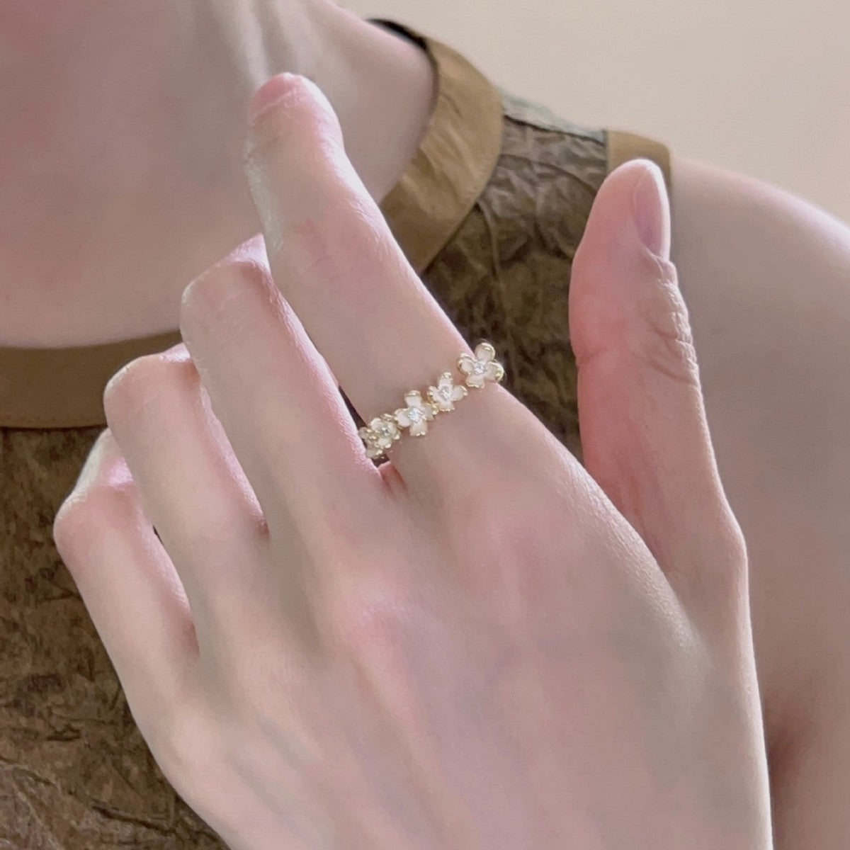 Wholesale Row Diamond Enamel Decoration Butterfly Four-leaf Clover Ring