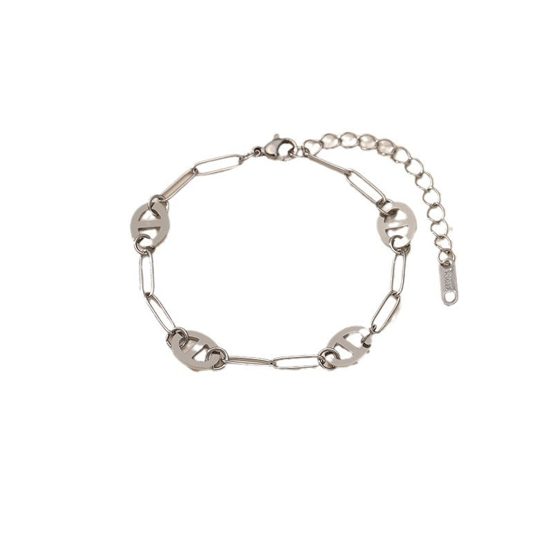 Wholesale Minimalist Titanium Steel Number 8 Bracelet Chic Jewelry Accessory for Women