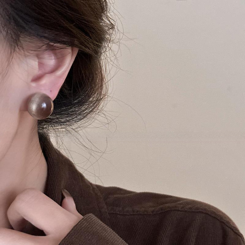 Wholesale Silver Needle Resin Love Heart Sizzling Light Luxury Earrings