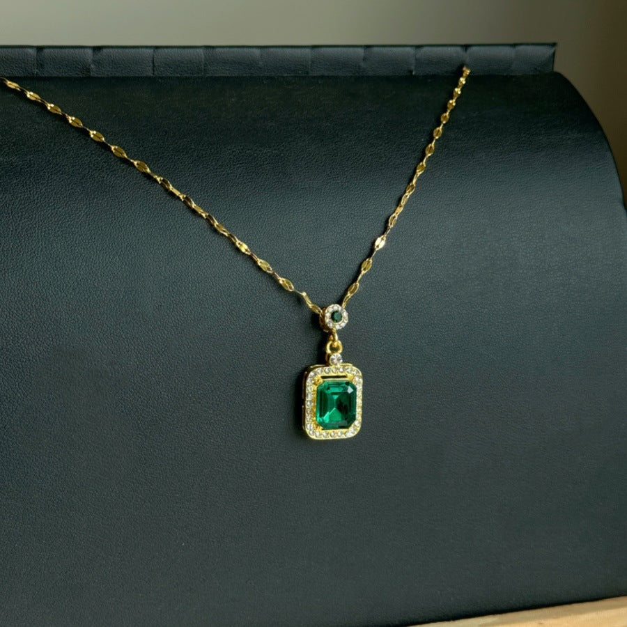 Wholesale square emerald vintage necklace earrings ring suit