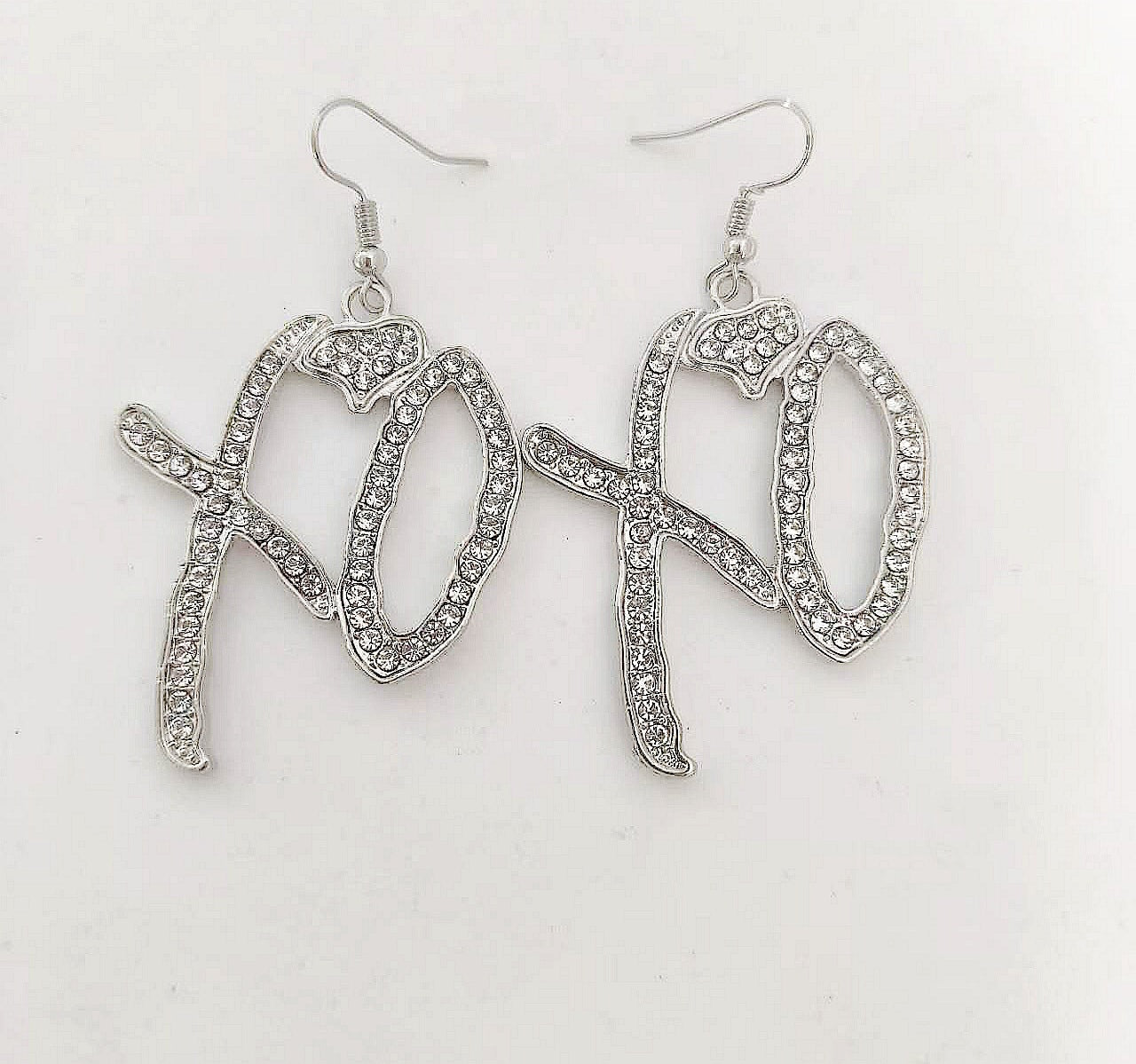Wholesale Gold Plated Letter Pendant Necklace Stylish Twist Chain Sweater Jewelry Accessory For Boutique Resale