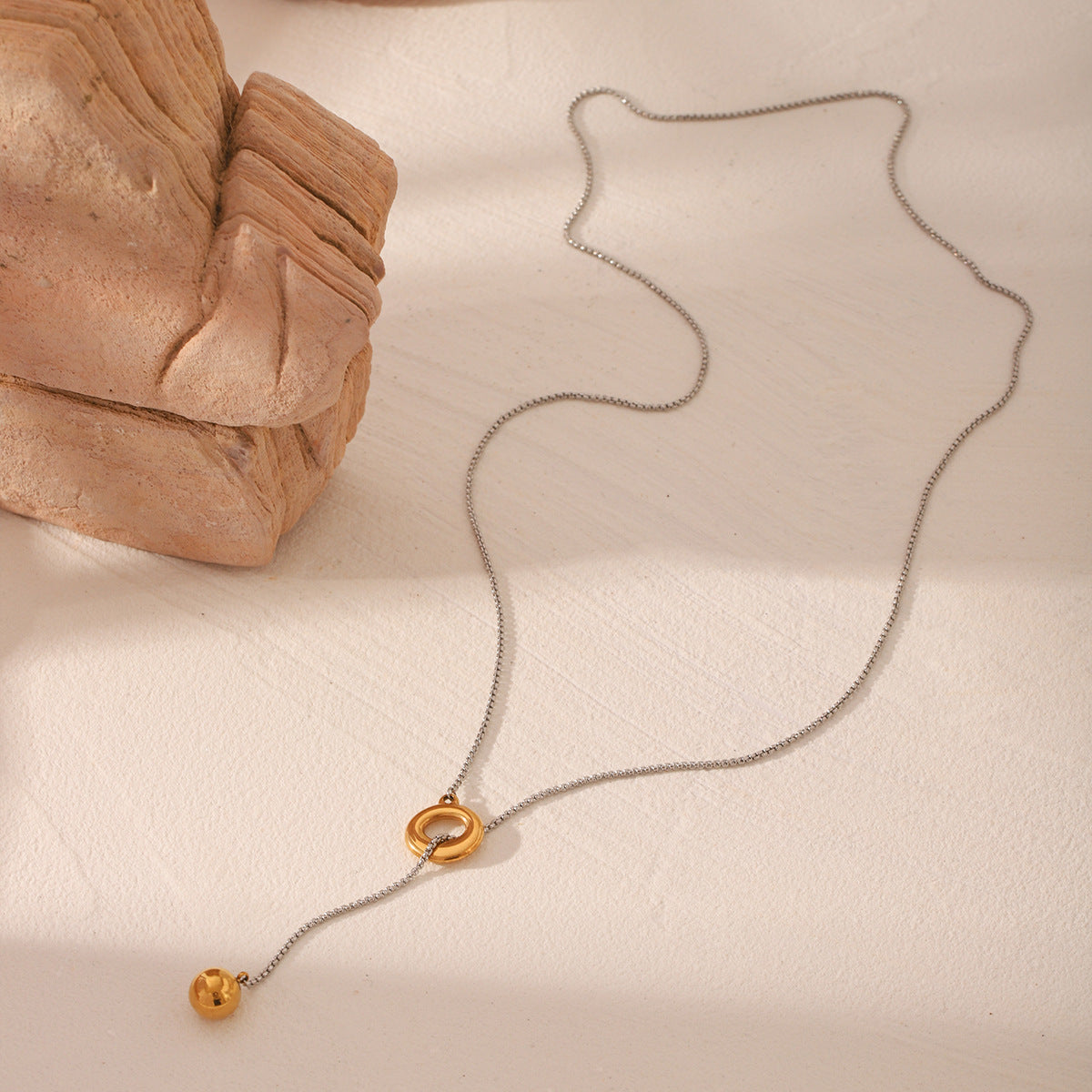 Wholesale Stainless Steel Necklace Light Luxury Niche Daily All-match Spherical Pendant Clavicle Chain