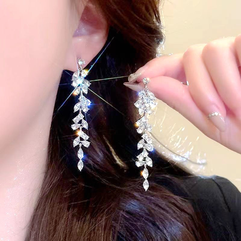 Wholesale Alloy Geometric Tassel Earrings