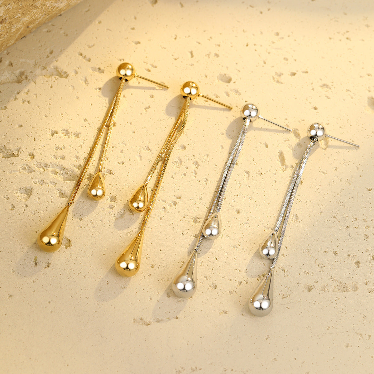 Wholesale Retro  Metal Earrings Stainless Steel  Drop-shaped Earrings